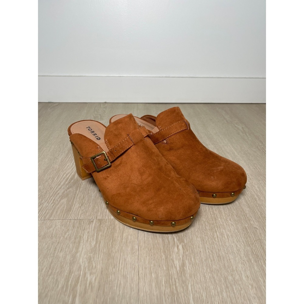 Torrid Wide Width Faux Suede Boho Cottage Womens Clog Heels 11 Brown Studded